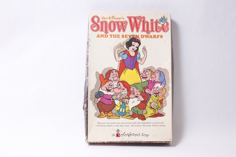 Disney Snow White and the Seven Dwarfs Play Set by Colorforms ~ 260214-WH 978